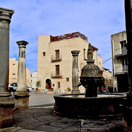 Hostal De Cabrit Sant Mateu Exterior foto